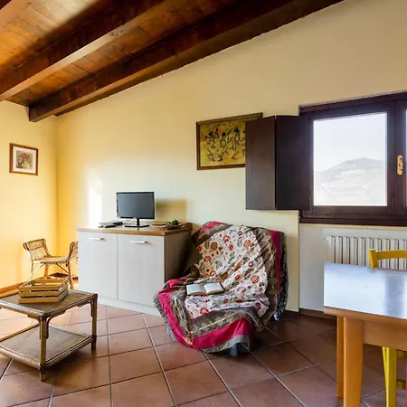Holiday home Charming House In With Shared Pool