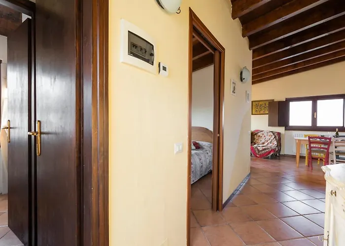 Charming House In With Shared Pool Vesime