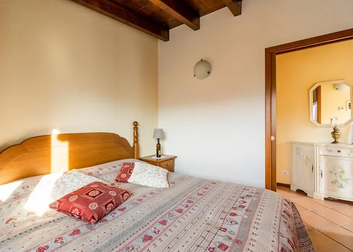 Charming House In With Shared Pool Casa de Férias