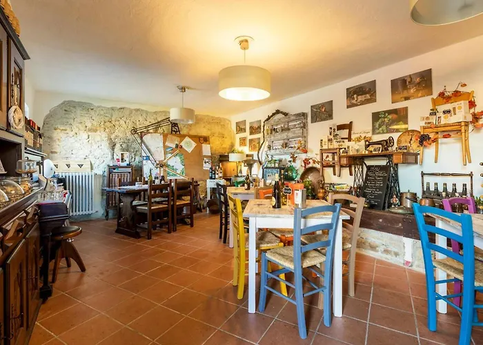 Casa de Férias Charming House In With Shared Pool